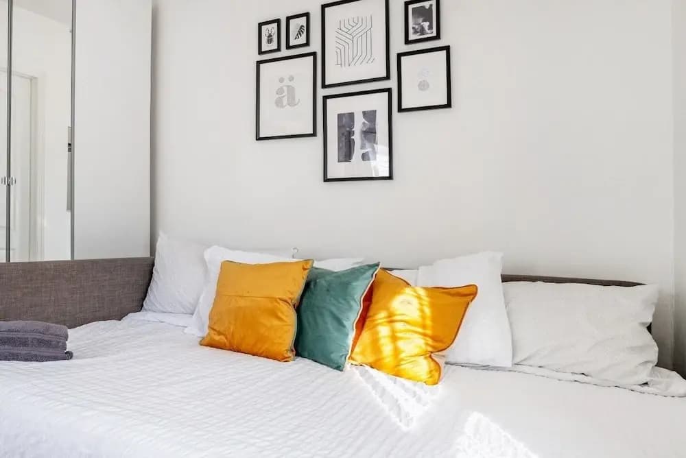 Close To Nyc! Relaxing Quiet Studio In Woodside 1 Bedroom Home by RedAwning - photo 2