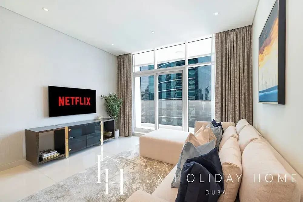 LUX The Bays Edge Canal View Suite - photo 16