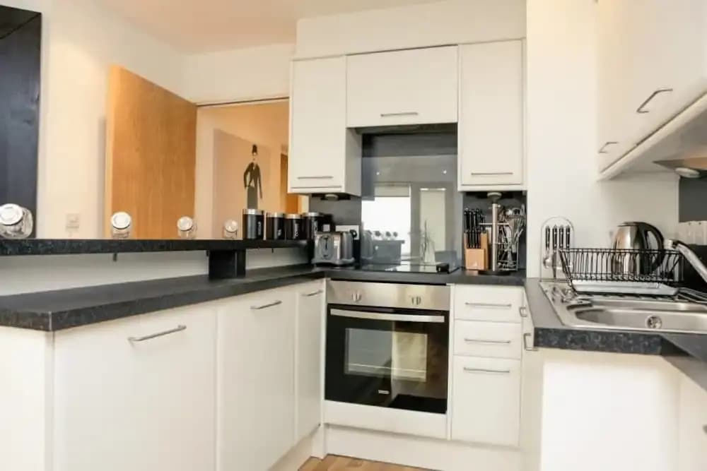 Delta Avenue - photo 19