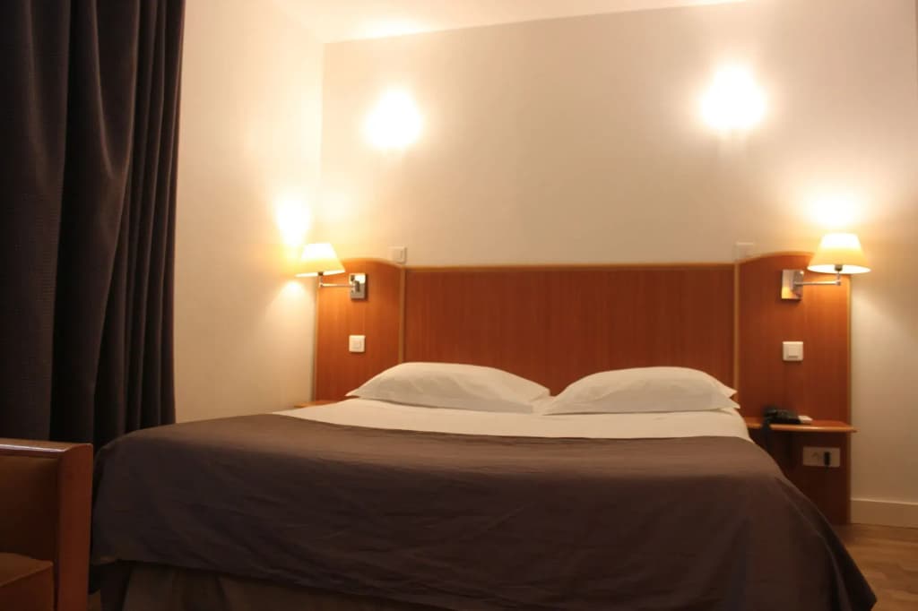 Hotel Metropolitain - photo 12