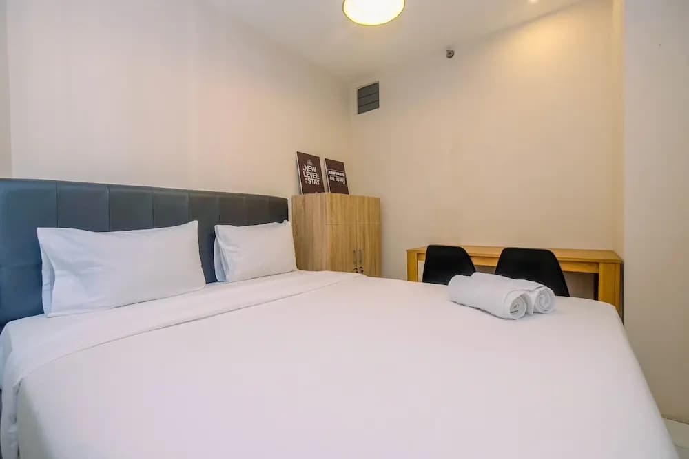 Minimalist and Cozy 2BR Apartment at Kalibata City Residence - photo 3