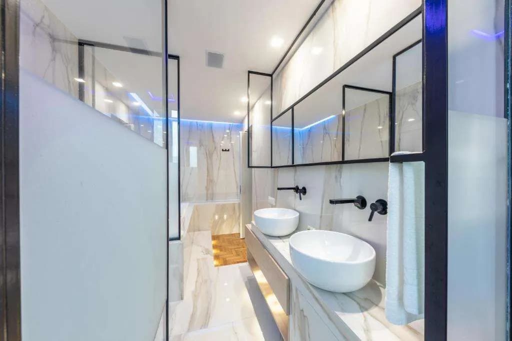 Blue Inn Luxury Suites - photo 9