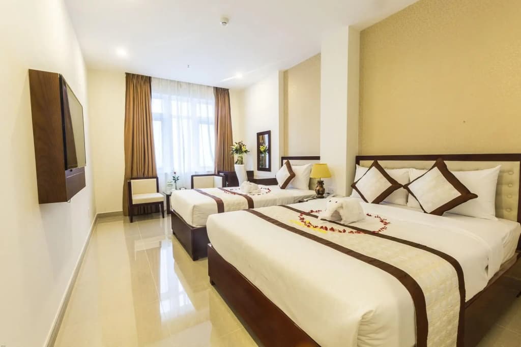 Hoang Linh Dan Hotel - photo 3