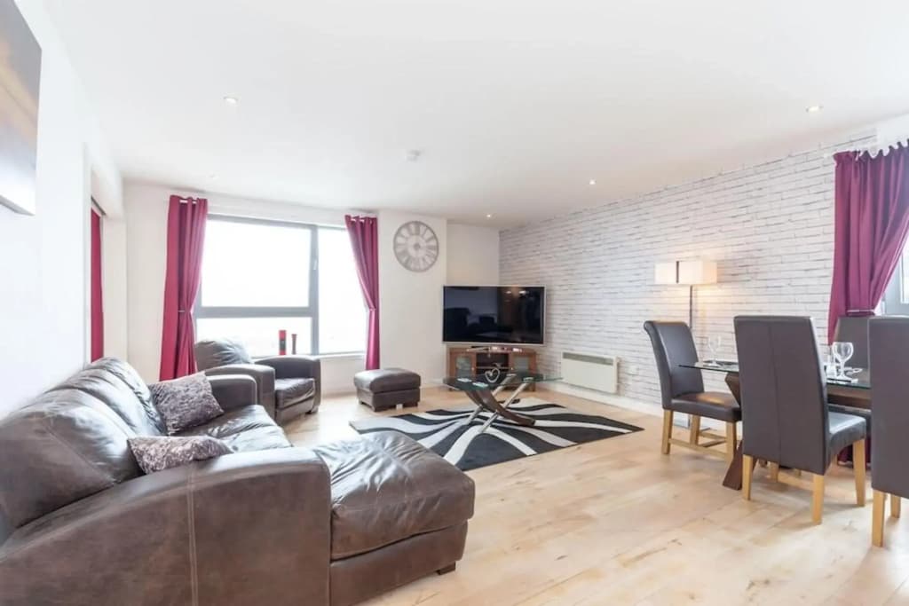 Edinburgh Penthouse Accommodation - photo 4