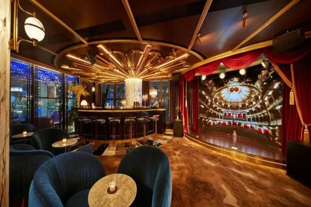 The Emperor Hotel - photo 37