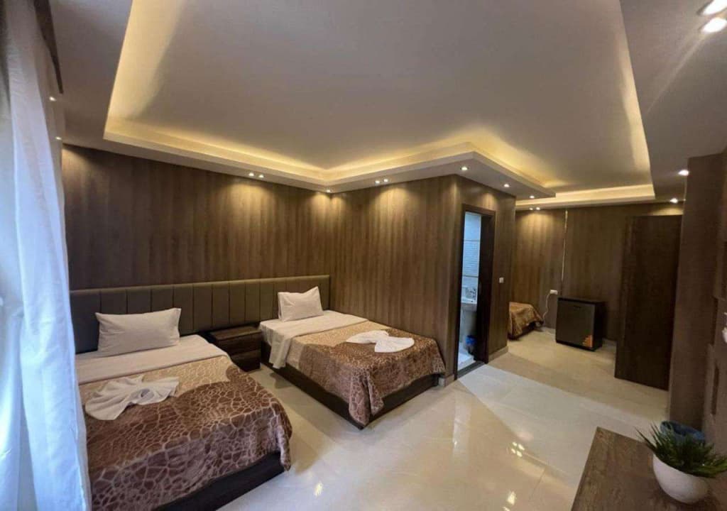 Rotana Palace Suites - photo 3