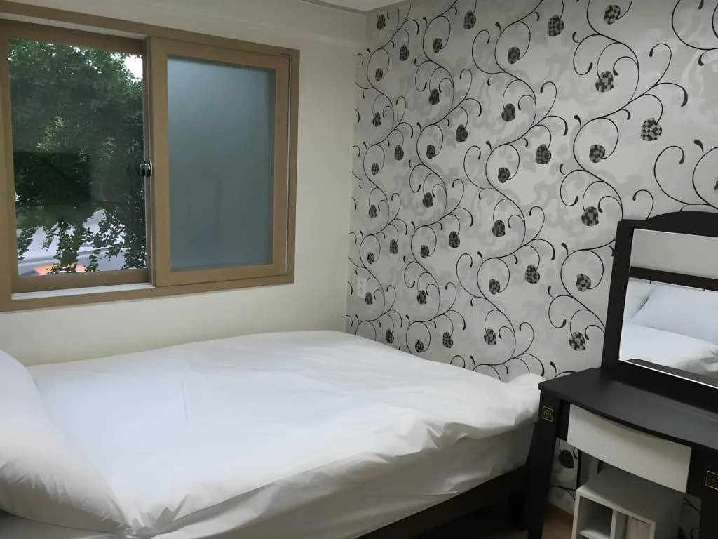 Hamory Guesthouse - photo 17