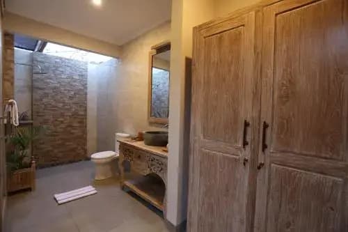 Uma Loka Villa - photo 18