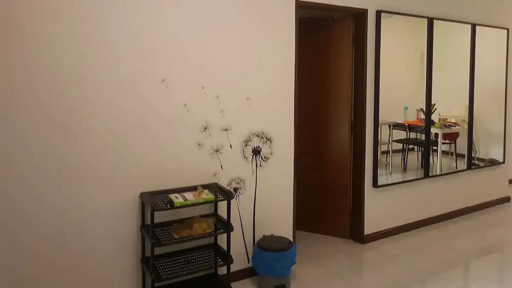 Araaz Homestay - photo 7