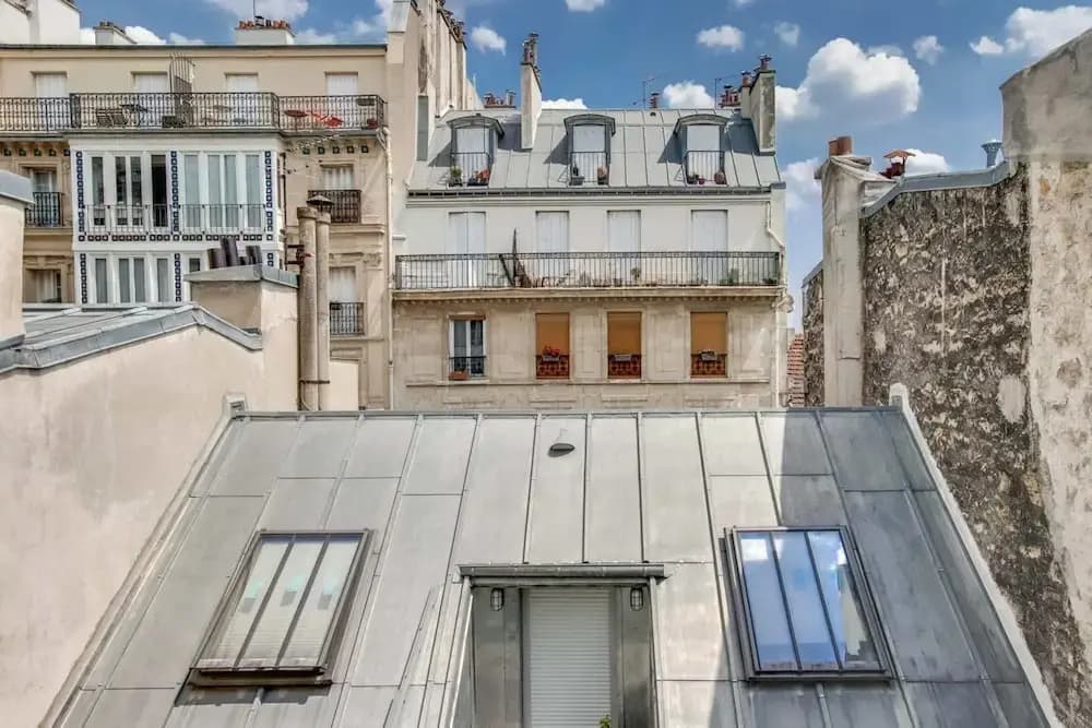 Quaint Apartment With Rooftop Views of Montmarte - main photo