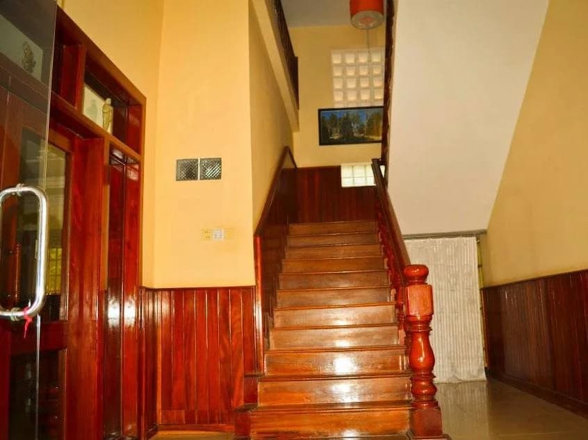 Check Inn - photo 13