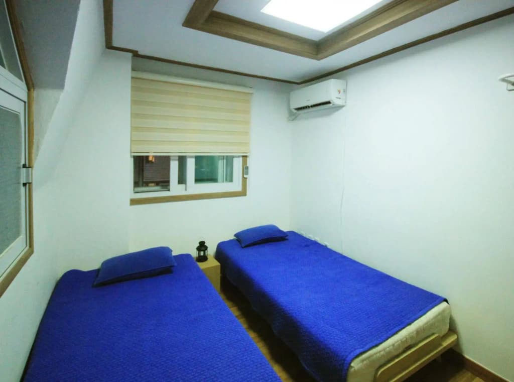 The One Hostel Hongdae - photo 3