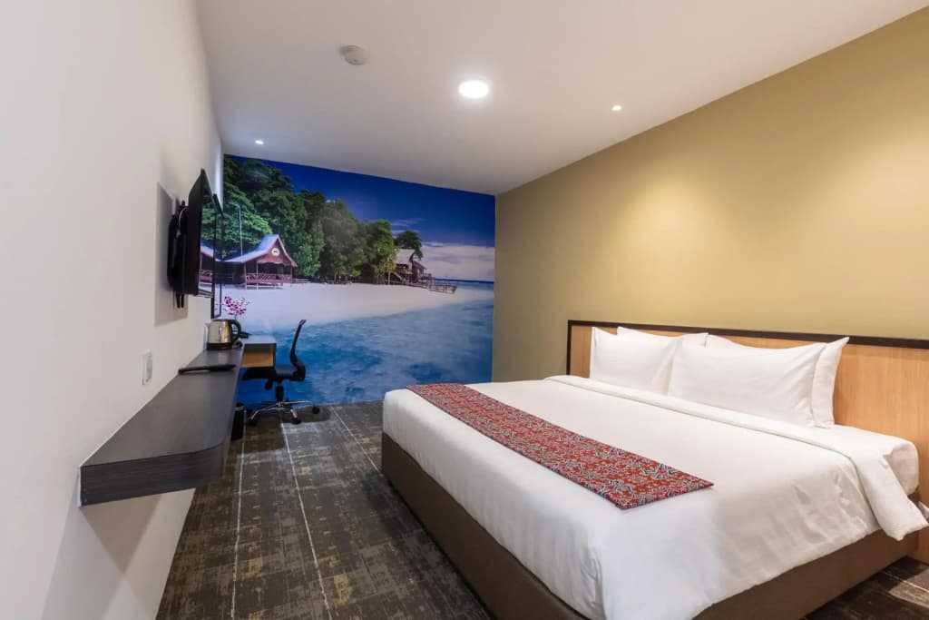 Hotel 7 Suria - photo 11