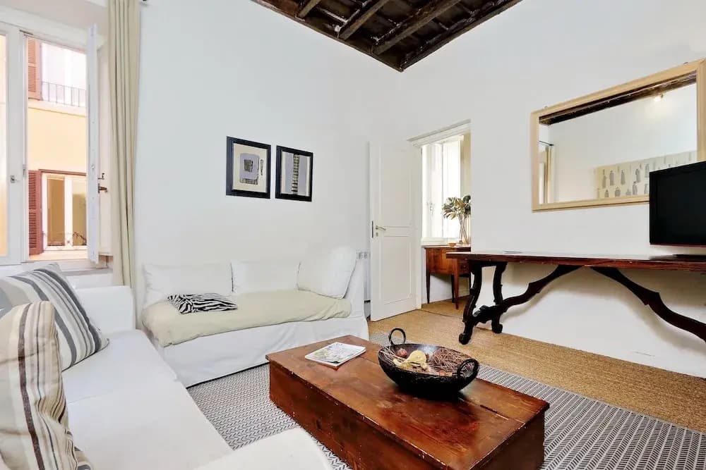 Trevi Elegant Apartment - photo 10