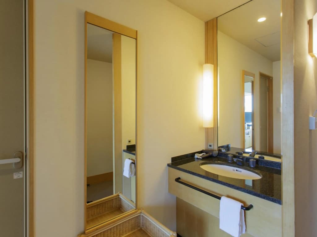 Hotel Grand Arc Hanzomon - photo 34