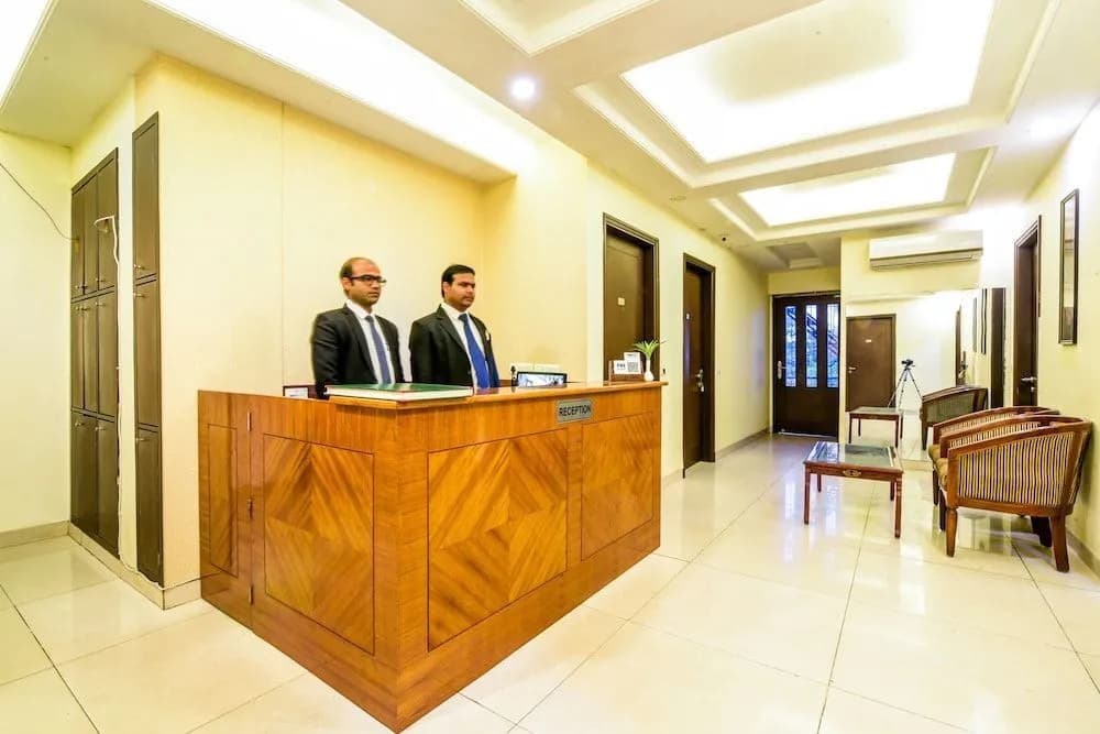 Hotel Kings Plaza - photo 22