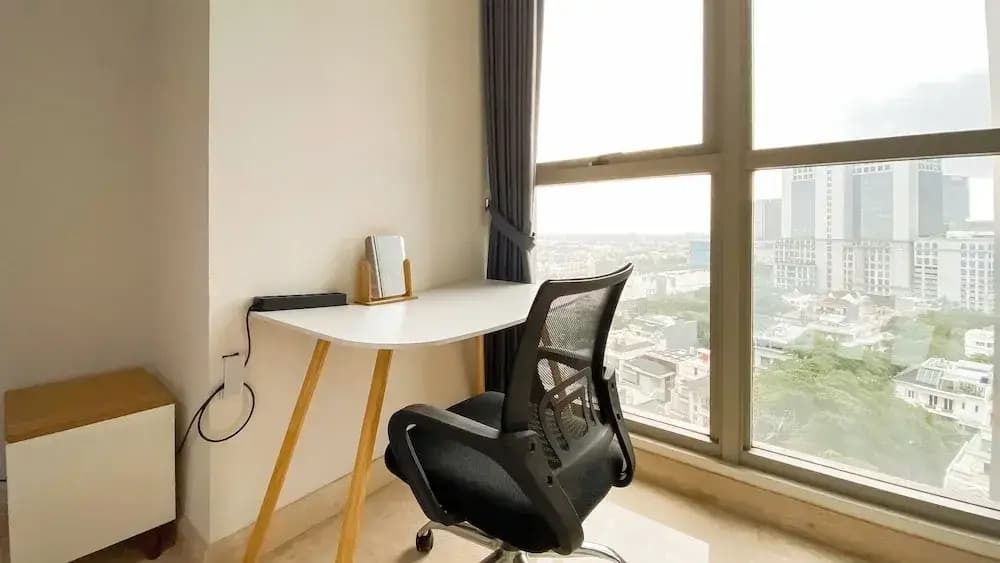 Cozy And Best Location 1Br Gold Coast Apartment - photo 7