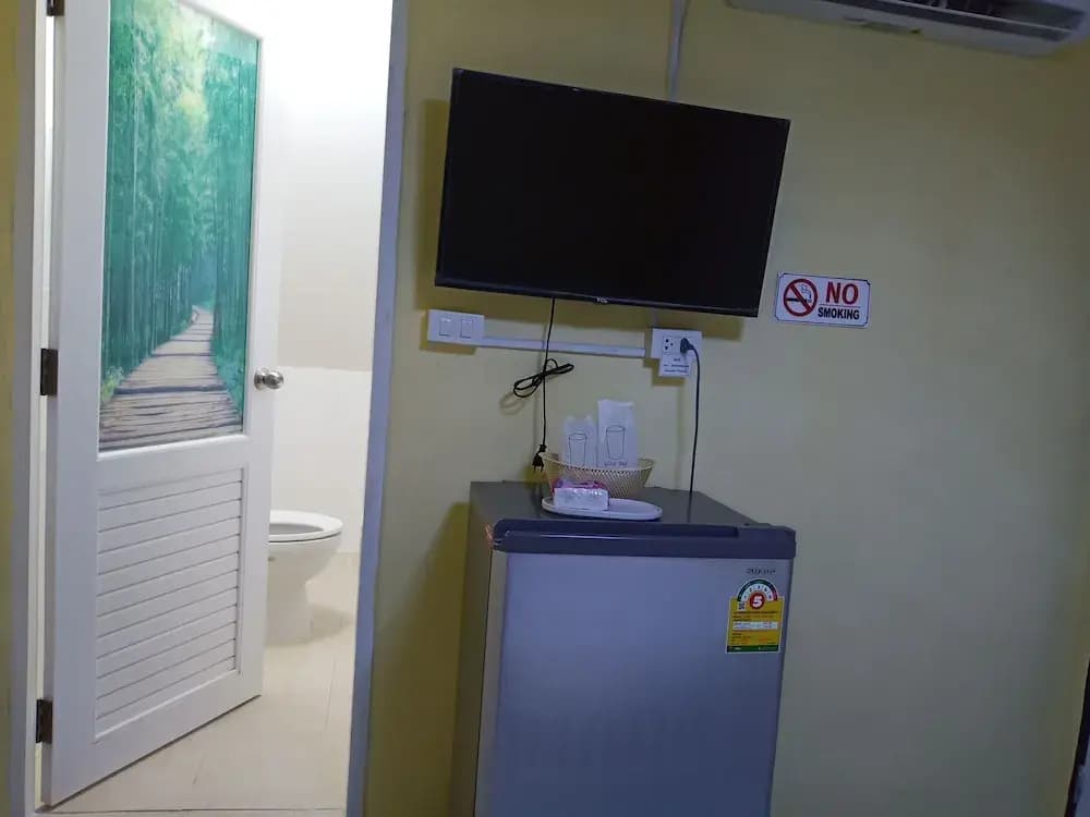 D House Hostel - photo 6