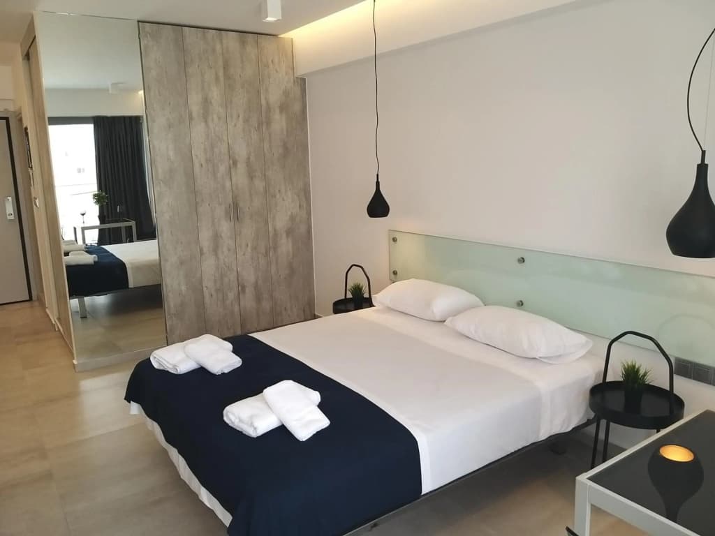 Amazing Apartments @ Aiolou Str. - photo 2