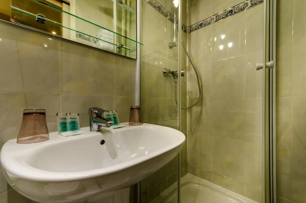 Hotel Riviera - photo 8