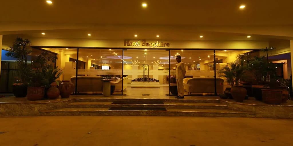 Hotel Sapphire - photo 19
