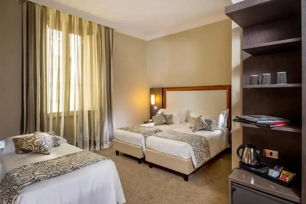 Savoy Hotel - photo 27