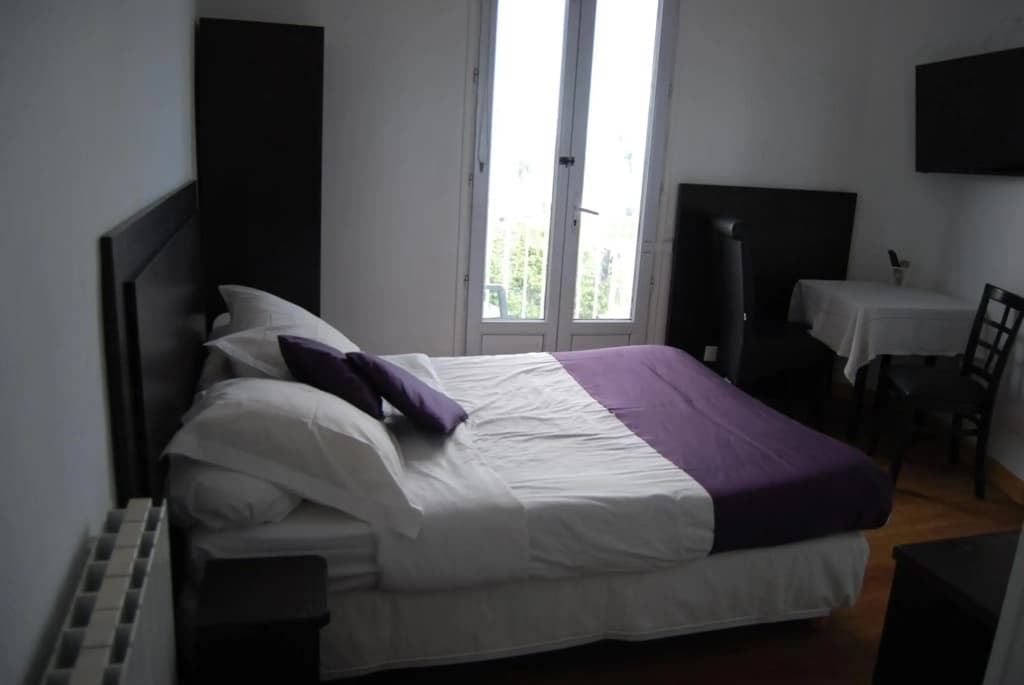 Azur Hotel - photo 4