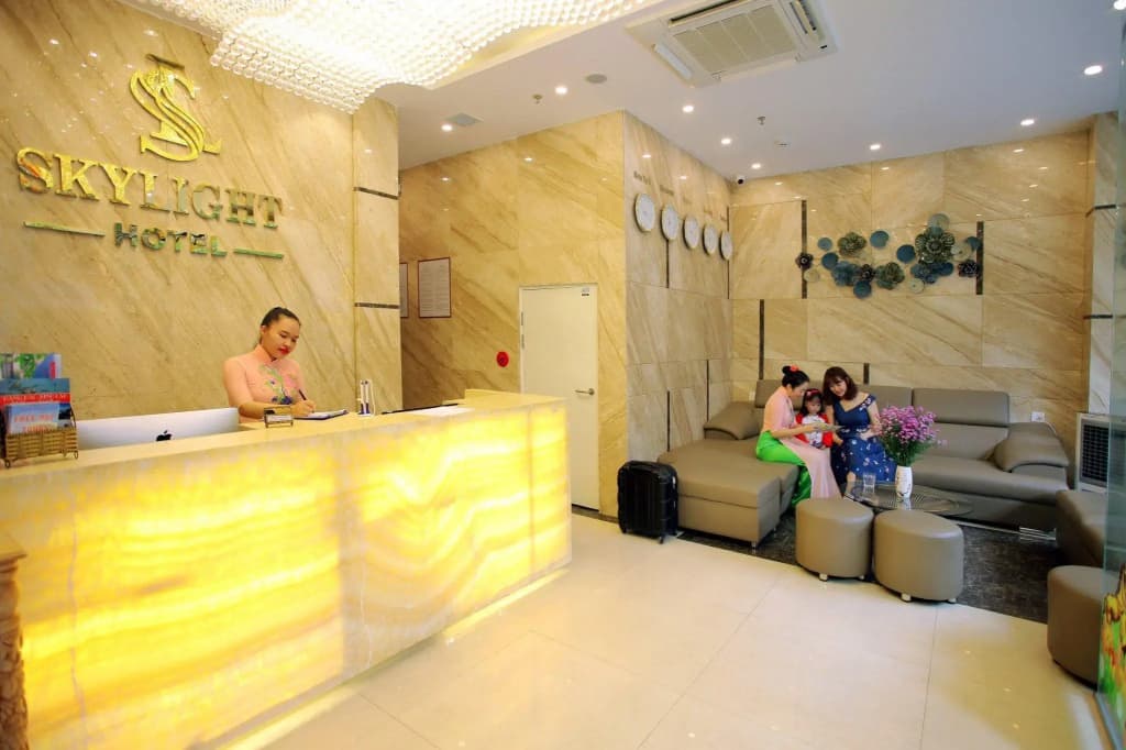Skylight Hotel - photo 4
