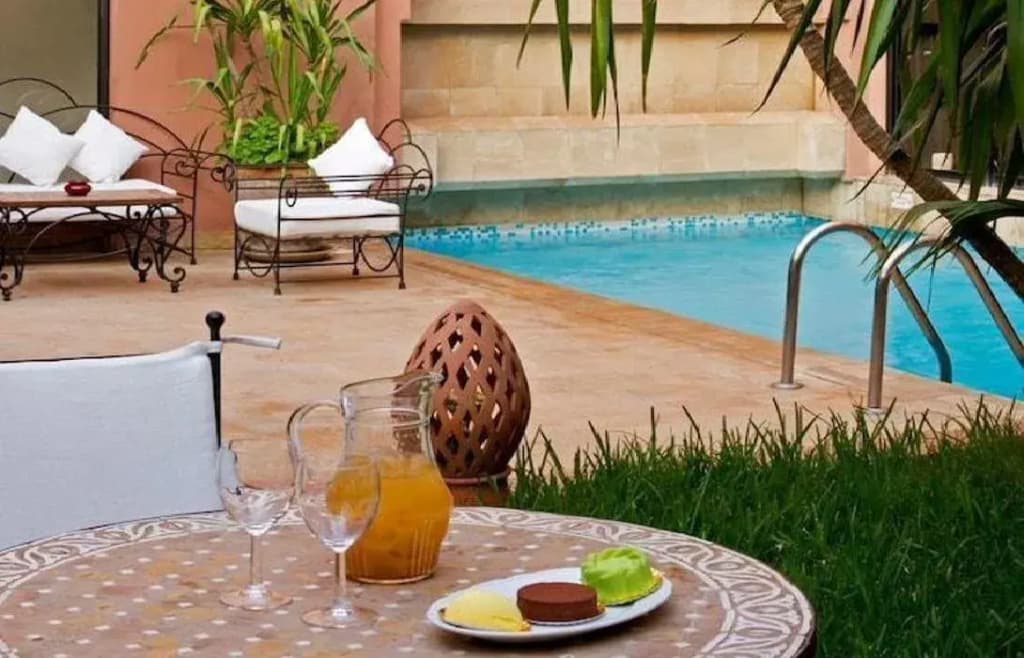 Hotel Nassim - photo 13