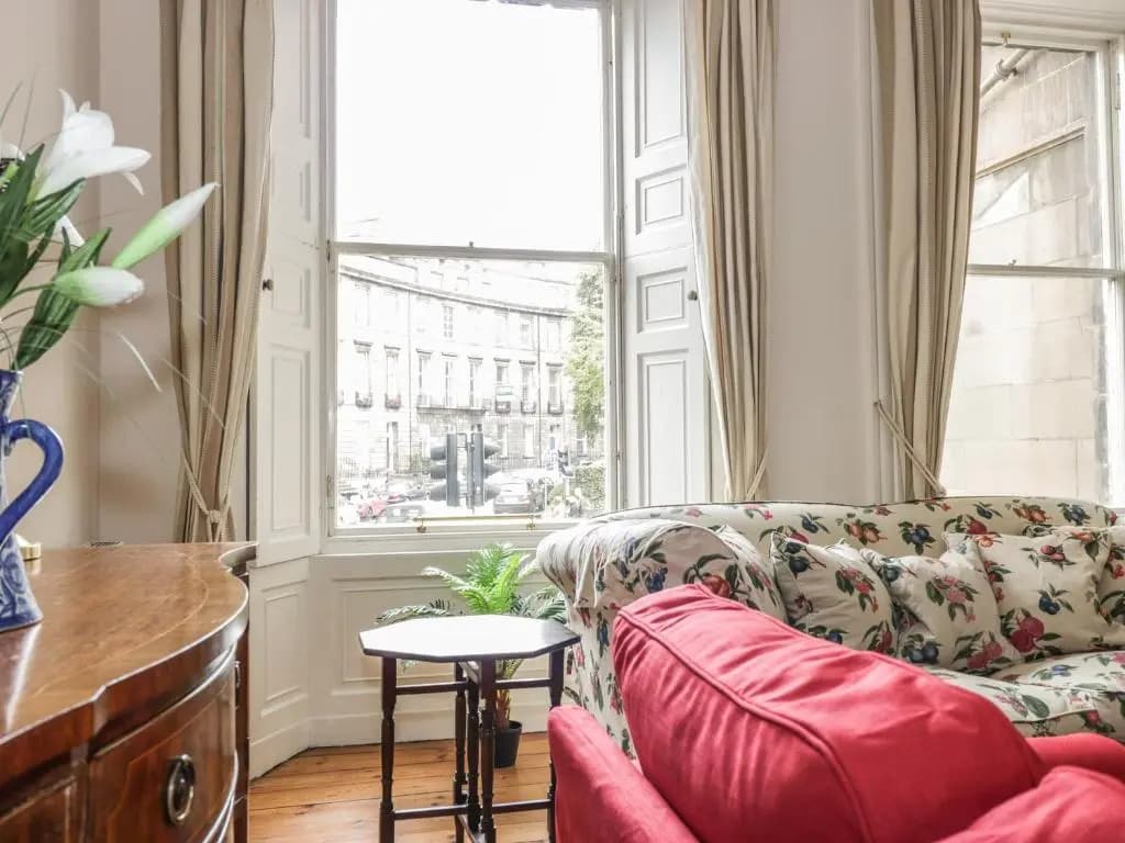 3 Lynedoch Place - photo 3
