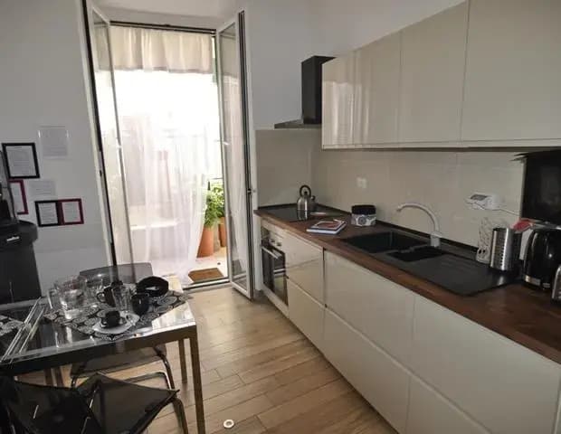 Flatinrome Deluxe Rooms - photo 8