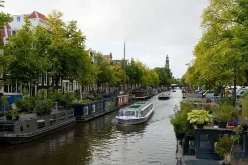 Canal Holiday Apartment - photo 13