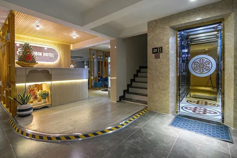 Bin Bin Hotel 14 - Near Vstar School D7 - photo 12