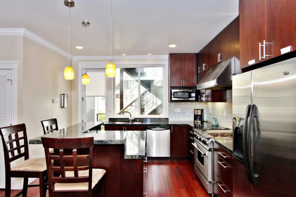 Sumner House - photo 19