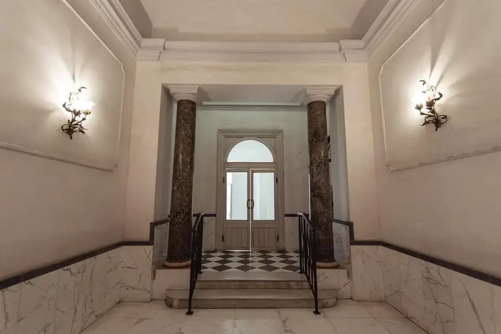 Central Vatican Rooms - photo 12