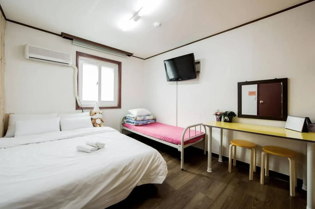 Apple Backpackers - photo 4