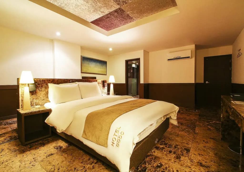 Dodo Tourist Hotel - photo 5