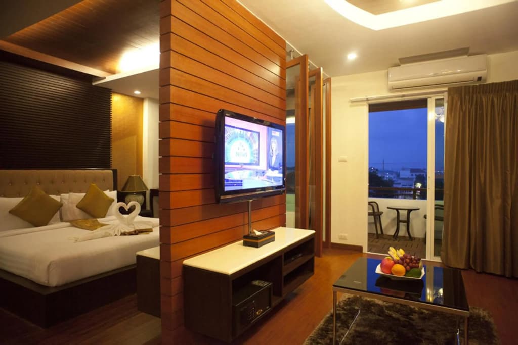 Suvarnabhumi Suite - photo 2