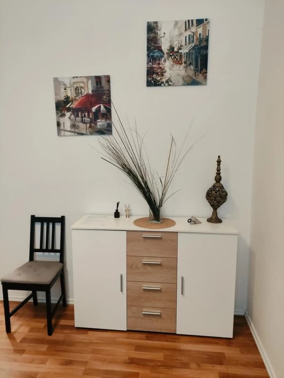 Gallys Apartments - photo 11