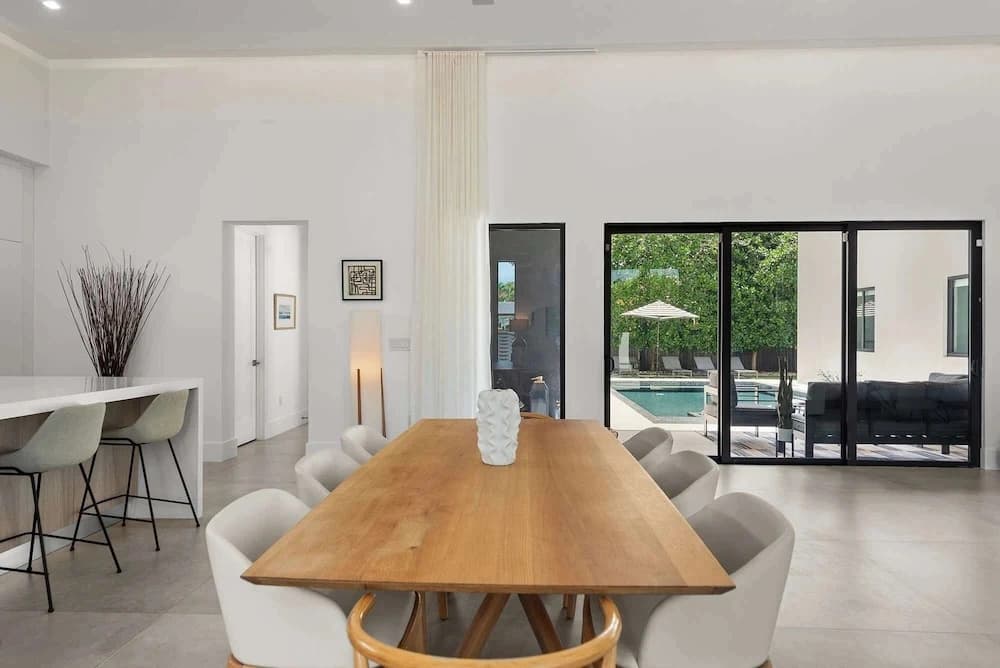 Villa Grace by Rove Travel Home W/pool & Jacuzzi - photo 8