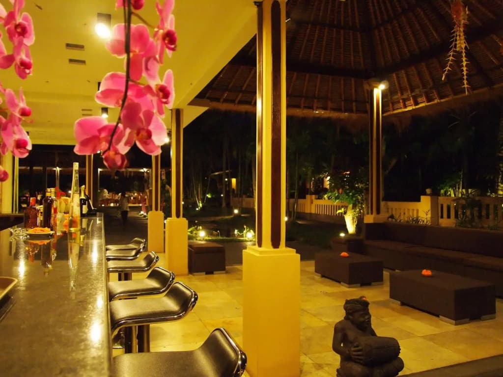 Saren Indah Hotel - photo 21