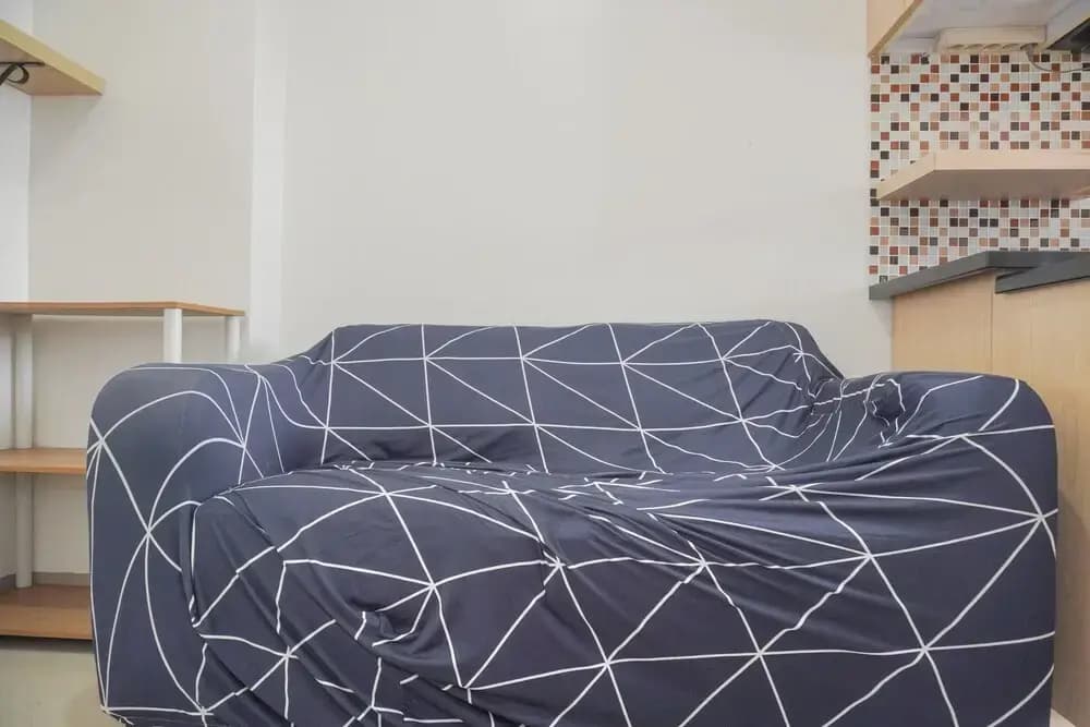 Nice And Modern 2Br At Green Pramuka City Apartment - photo 9