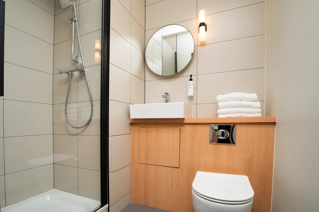 easyHotel Nice Old Town - photo 13