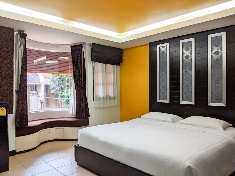 Oasis Inn Bangkok - photo 4
