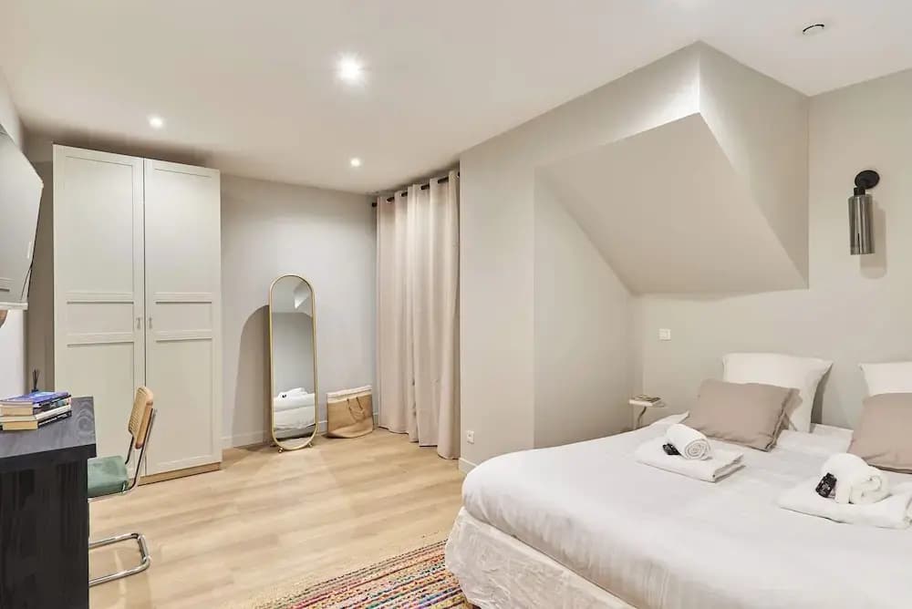 Charming Apartment Center of Paris by Studio Prestige - photo 5