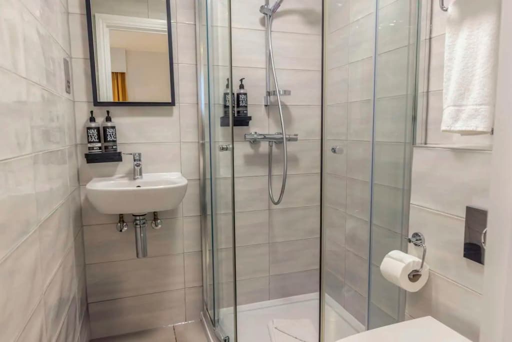 Four Points Flex by Sheraton London Kensington Olympia Hotel - photo 9