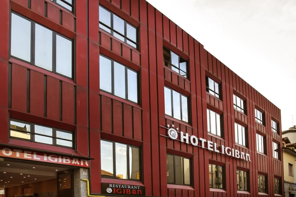 Igiban Hotel - photo 1