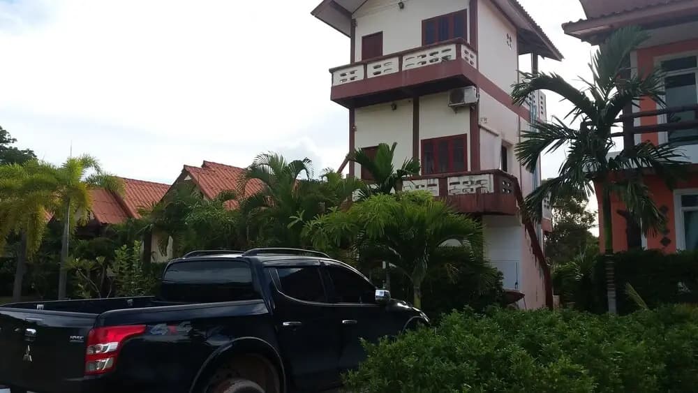 Lanta School Beach Resort - photo 28