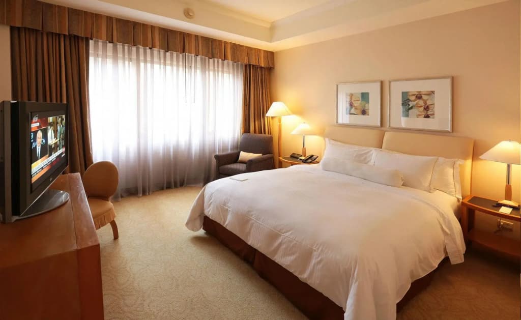 Caravelle Saigon Hotel - photo 21