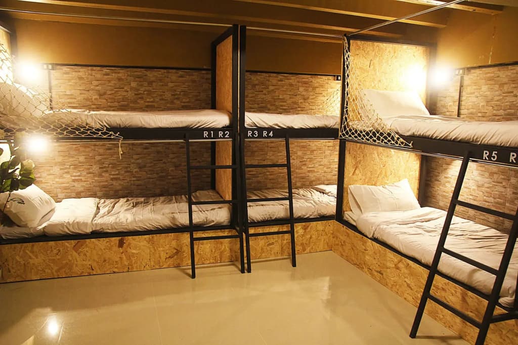 Buri Hotel and Hostel - photo 5